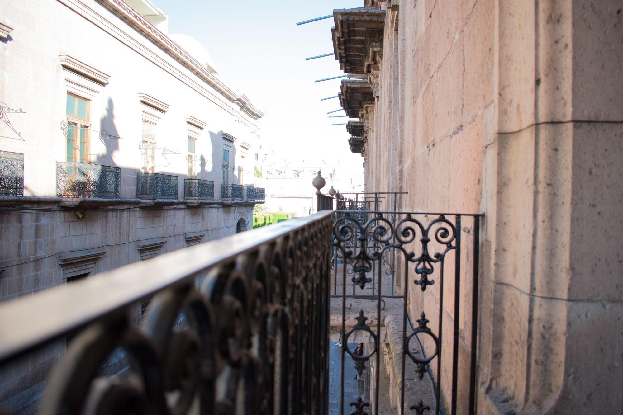 Hotel Historia Morelia Exterior photo