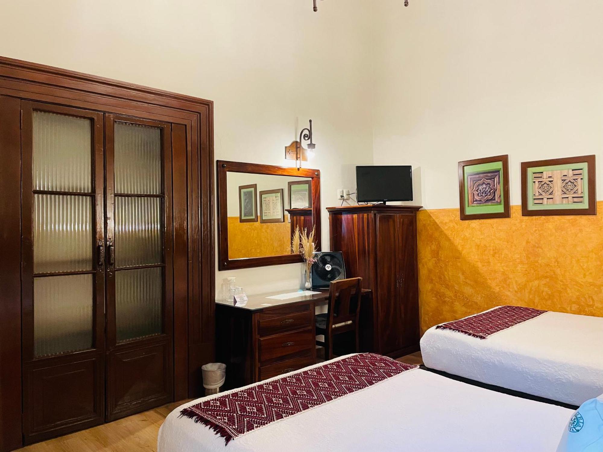 Hotel Historia Morelia Exterior photo