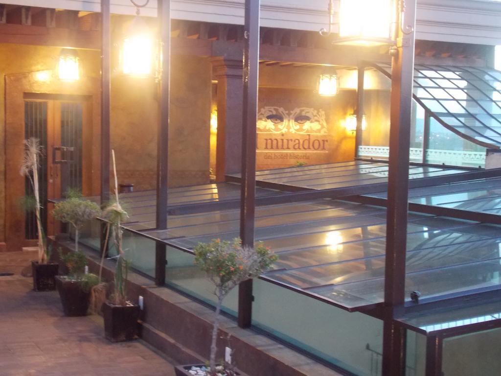 Hotel Historia Morelia Exterior photo